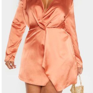 PrettyLittleThing RUST SATIN LONG SLEEVE WRAP DRESS - US-M